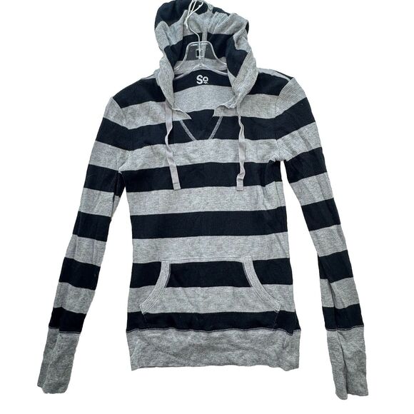 Women’s Medium S.O. Grey‎ / Black Striped Waffle Knit Long Sleeve Y2K Retro - Picture 1 of 11